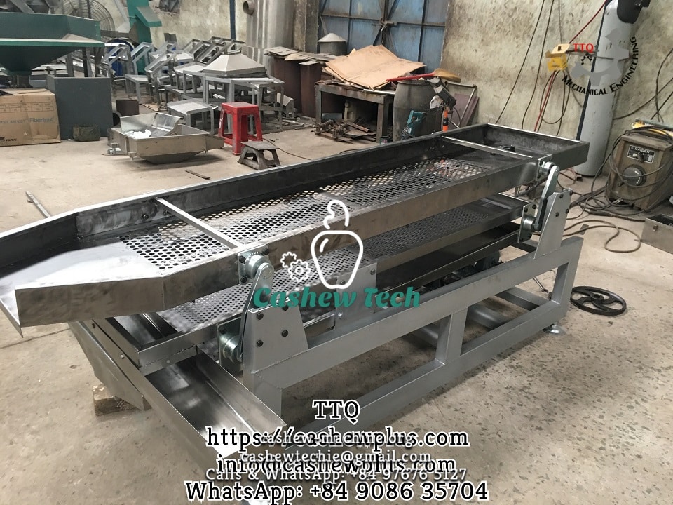 Cashew shelling machine